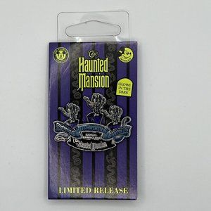 Disney Parks Haunted Mansion Beware Hitchhiking Ghosts AP Pin Glow Passholder
